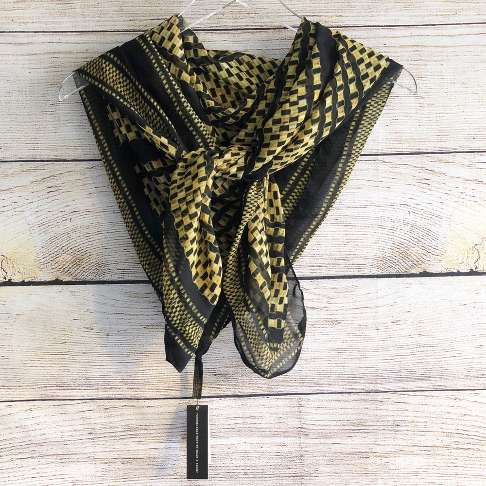 NWT The Limited Versatile Scarf
